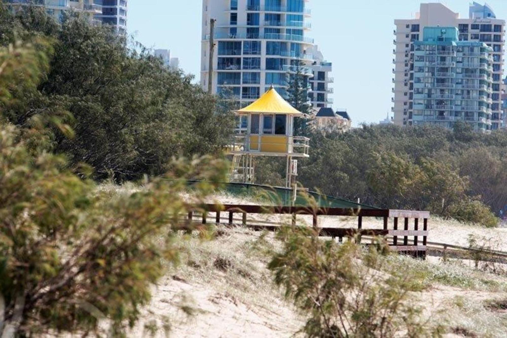 Surfers International Apartments Gold Coast Exterior photo