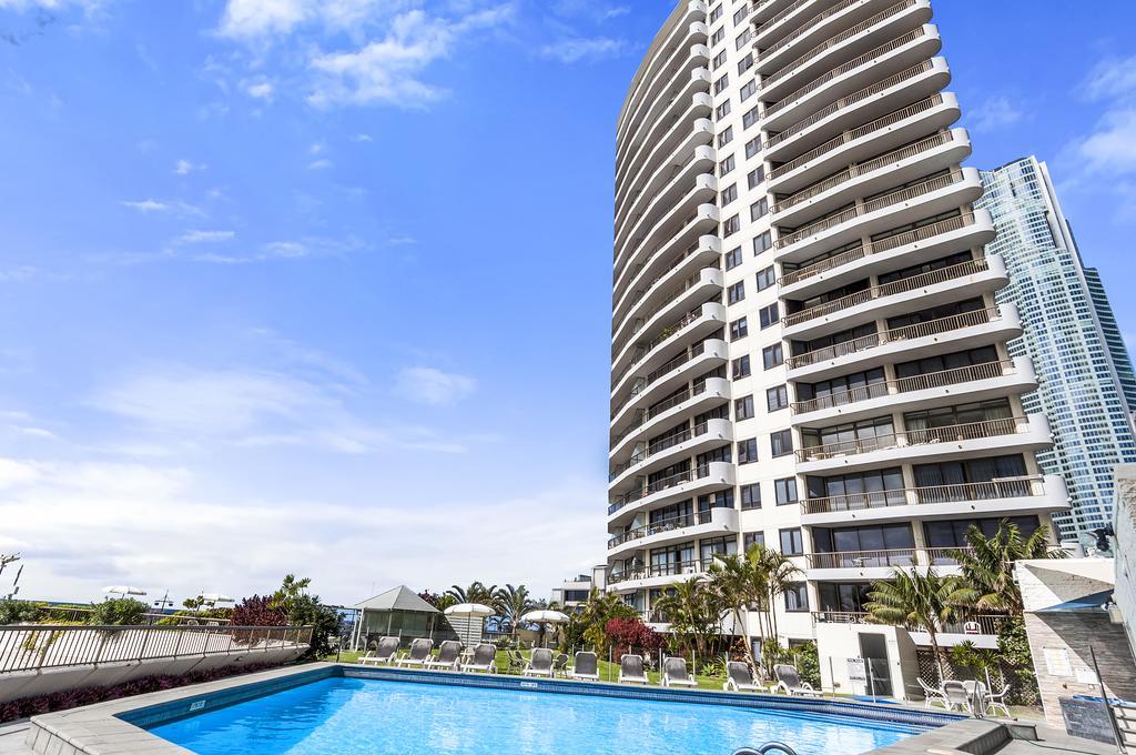 Surfers International Apartments Gold Coast Exterior photo